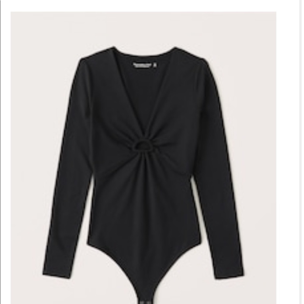 ABERCROMBIE 
Long-Sleeve Seamless Fabric Keyhole Bodysuit
 XS
